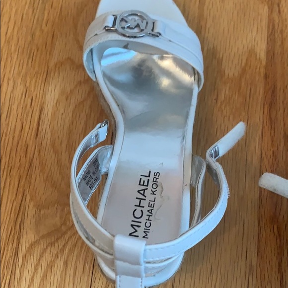 Michael Kors heals - Picture 4 of 5